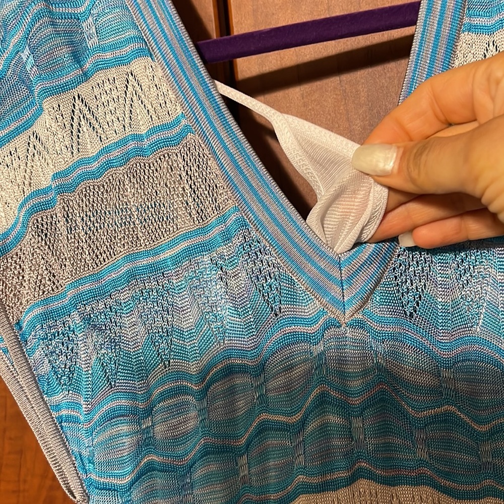 Dresses - Picture 6 of 6